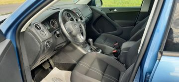 Volkswagen Tiguan - 11