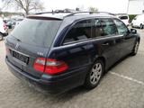 Mercedes-Benz E 220 T-Modell CDI Autom./Klima/PDC - Mercedes-Benz E-Class aus 2006