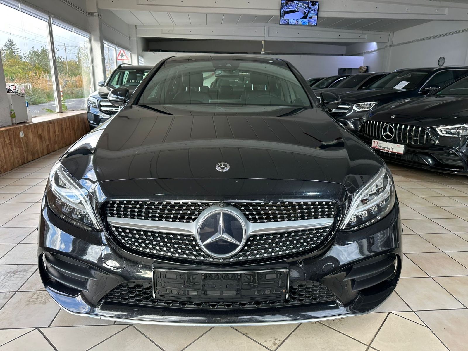 MERCEDES-BENZ C 180 CGI Lim Leder Automat AMG Line Neu Model