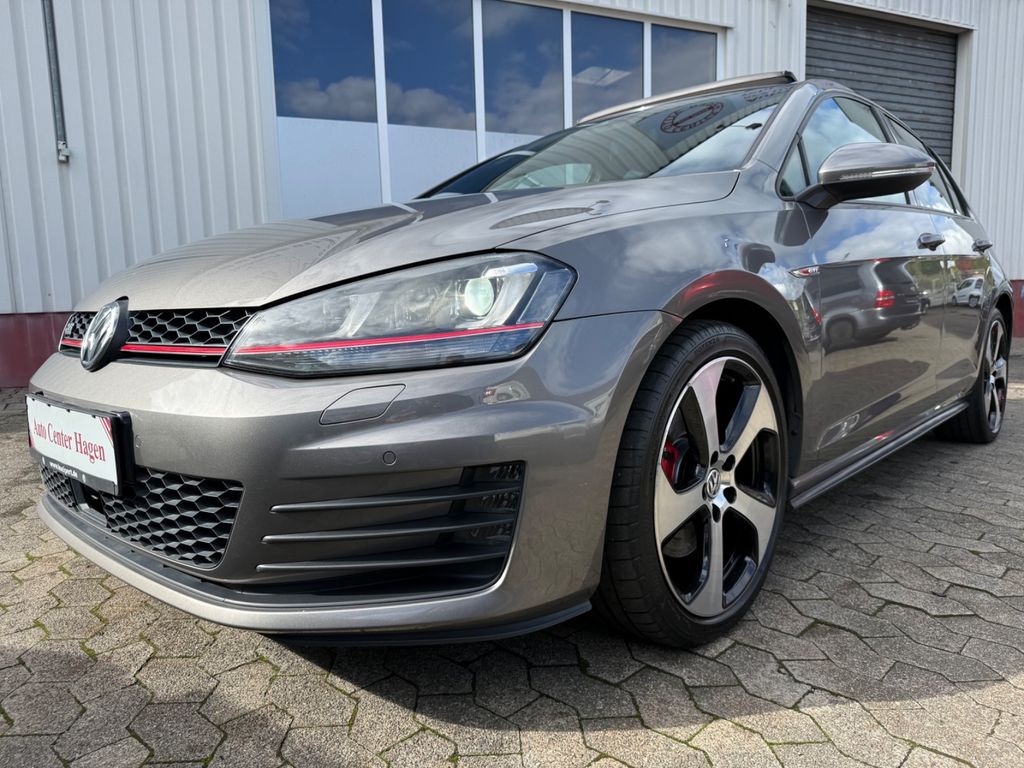 Image of Volkswagen Golf