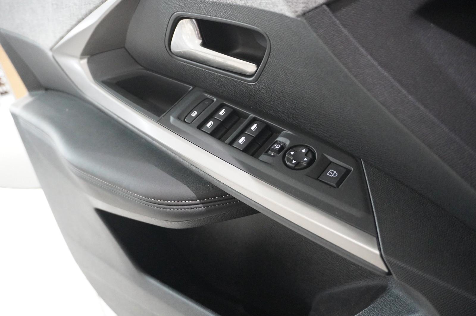 Peugeot 3008 Hybrid 145 ALLURE E-DSC NAVI/LED/360°/SPORT