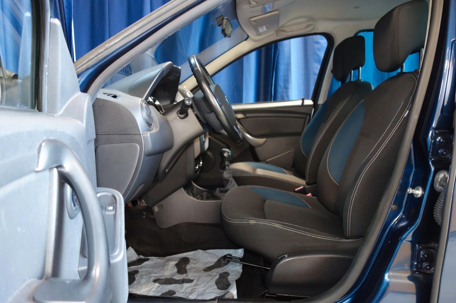 Dacia Duster  Celebration 4x2"Motorschaden"