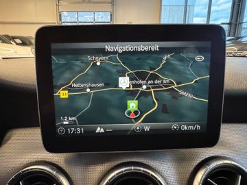 MYAUTOCENTER – Gebraucht- und Jahreswagen mit Werkstattservice in Pfaffenhofen Mercedes-Benz CLA Shooting Brake CLA 180 *AMG*Navi*AHK*