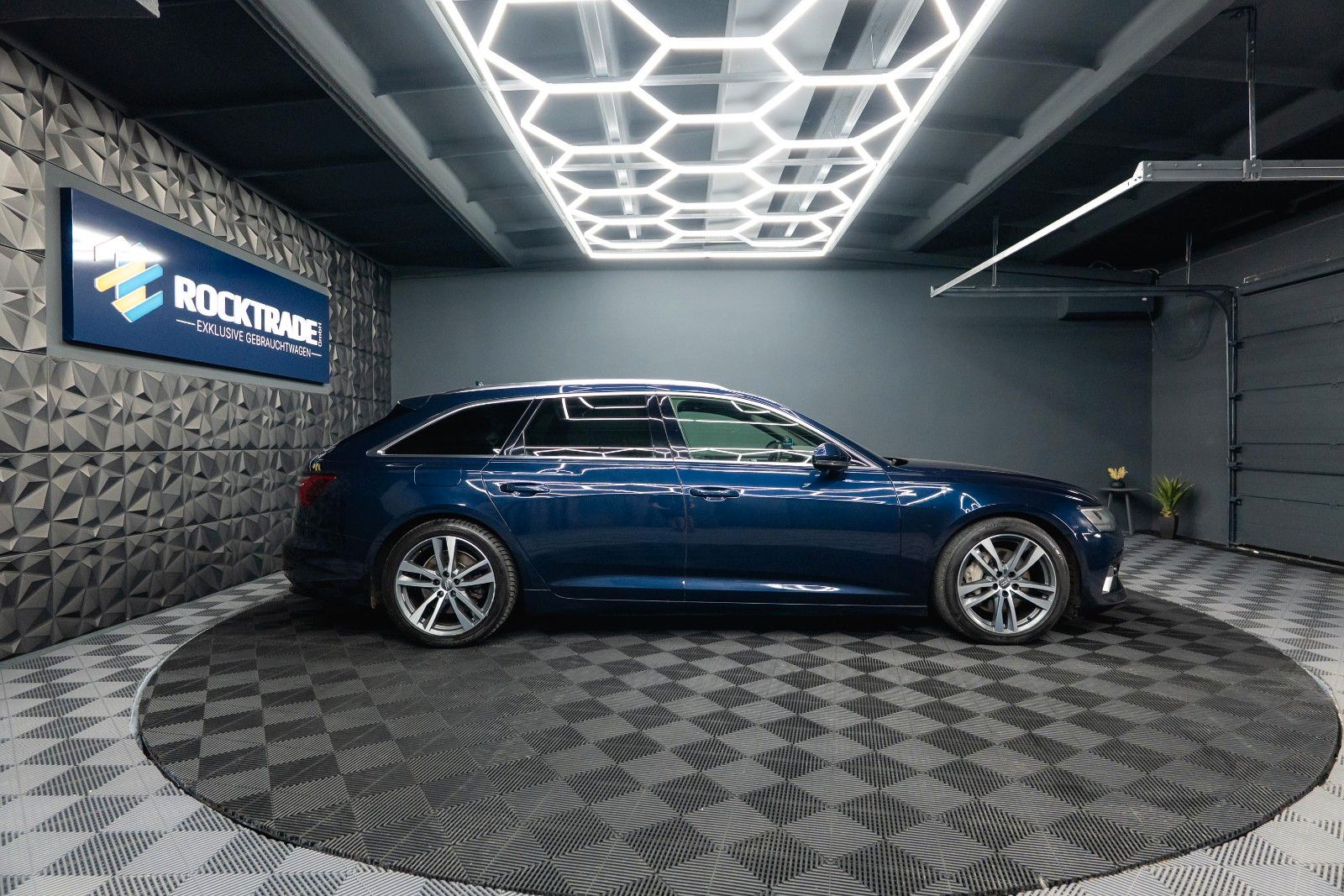 Fahrzeugabbildung Audi A6 Avant 50 TDI quattro S-Line Sport Plus | ACC