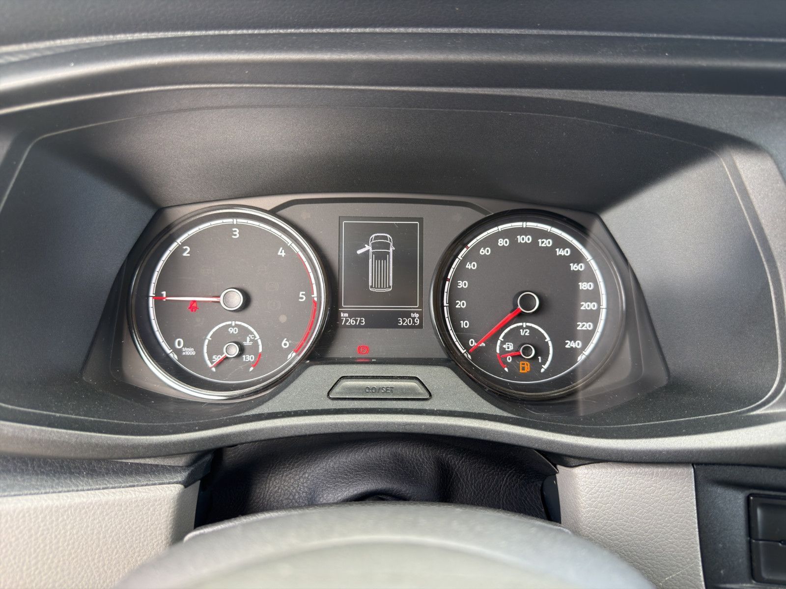 Fahrzeugabbildung Volkswagen T6 Caravelle/Apple CarPlay/Trendline/Blth/Klima