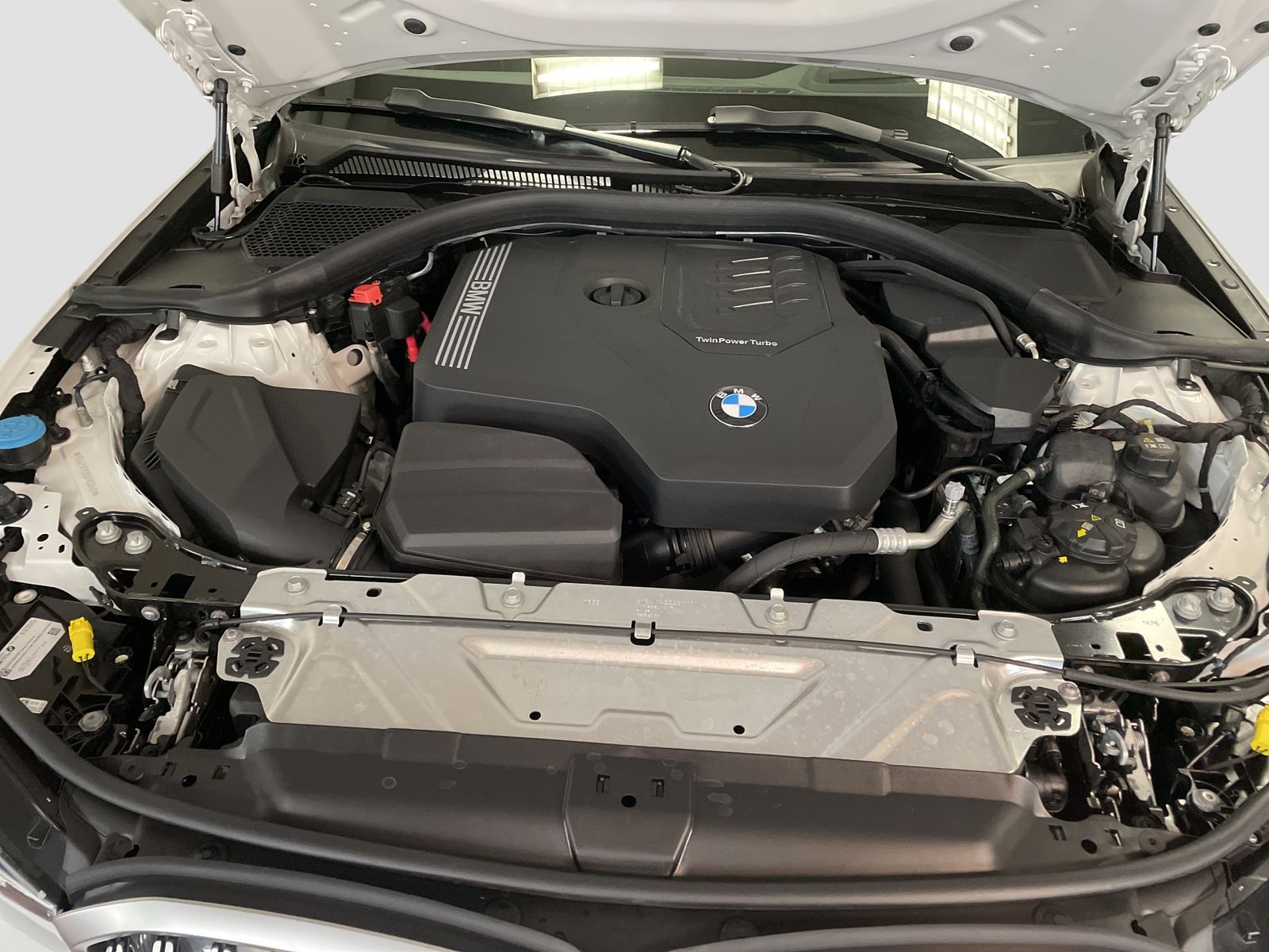 BMW 330 - Bild 15