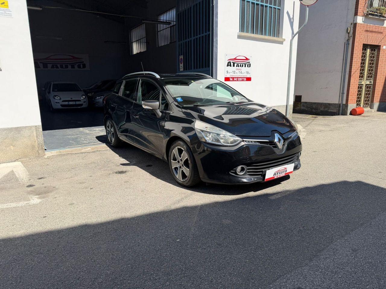 Renault Clio 2015 — interior