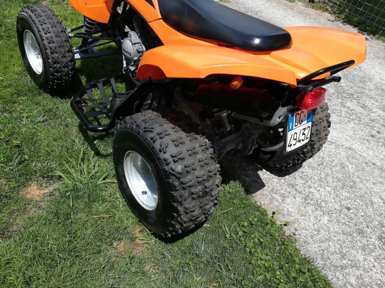 Kawasaki  2005 — двигун 700 cm³, 50 HP (37kW)