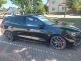 Ford Focus 2,3 EcoBoost ST Styling-Paket Turnier ... - Ford Focus: Styling