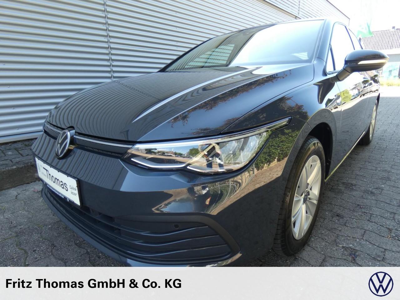 Volkswagen Golf VIII 2.0 TDI Life LED AHK SHZ PDC AppConnec
