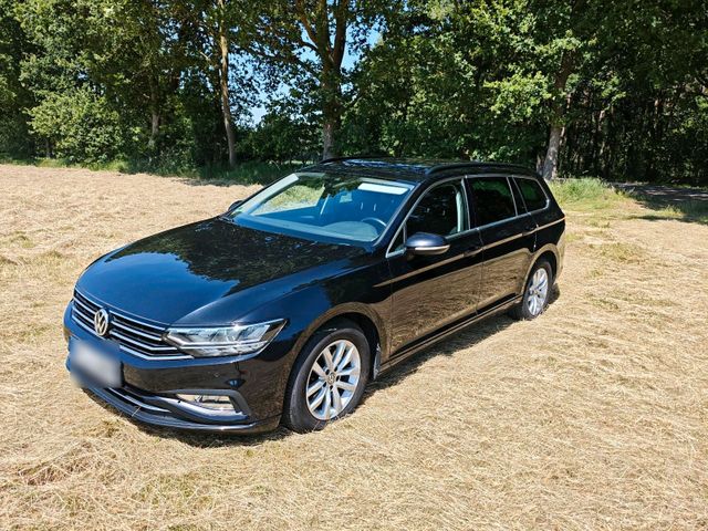 VW VW Passat Variant 2.0 TDI DSG AHK Massage ...
