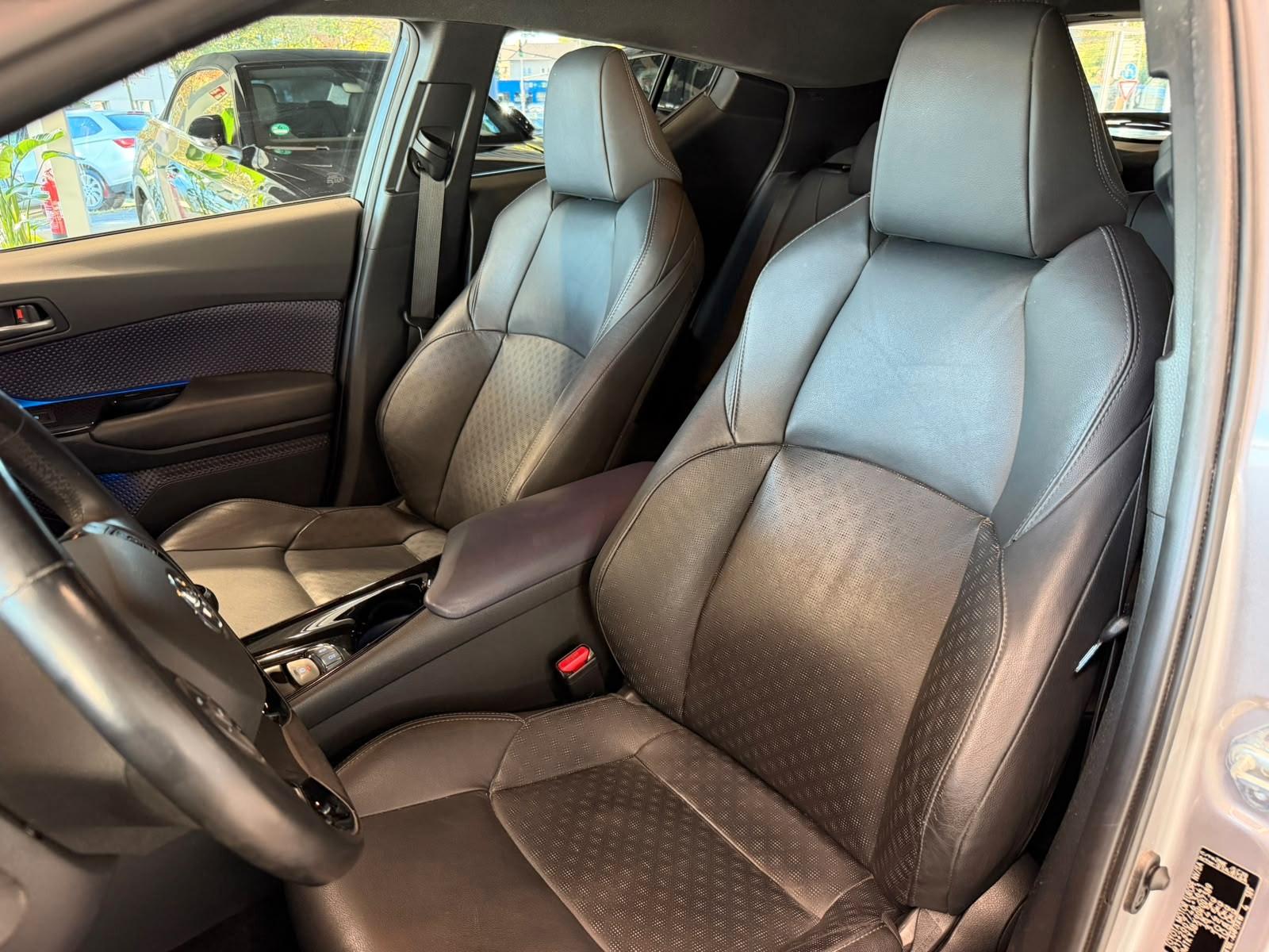 Toyota C-HR Style,Leder,