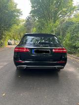 Mercedes-Benz E 220 d T Autom. - - Mercedes-Benz E 220 in Bonn