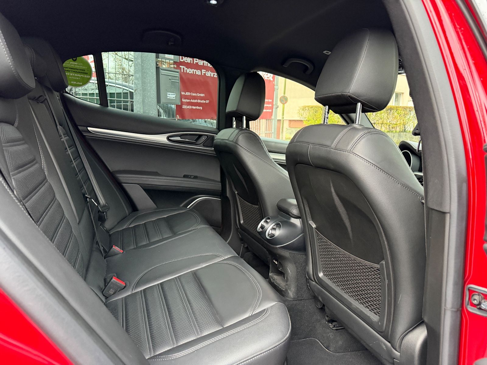 Fahrzeugabbildung Alfa Romeo Stelvio Veloce Q4*LED*LEDER*MEMO*SOUNDTHEATRE