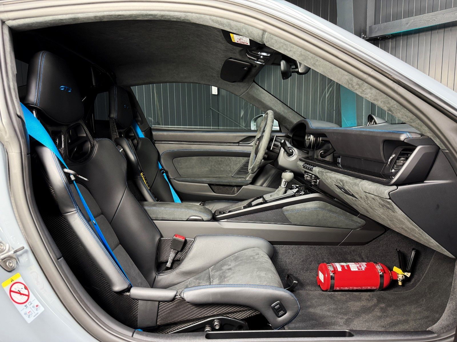 Fahrzeugabbildung Porsche 992 GT3 + Clubsp. + Approved + Lift + Artic Grey