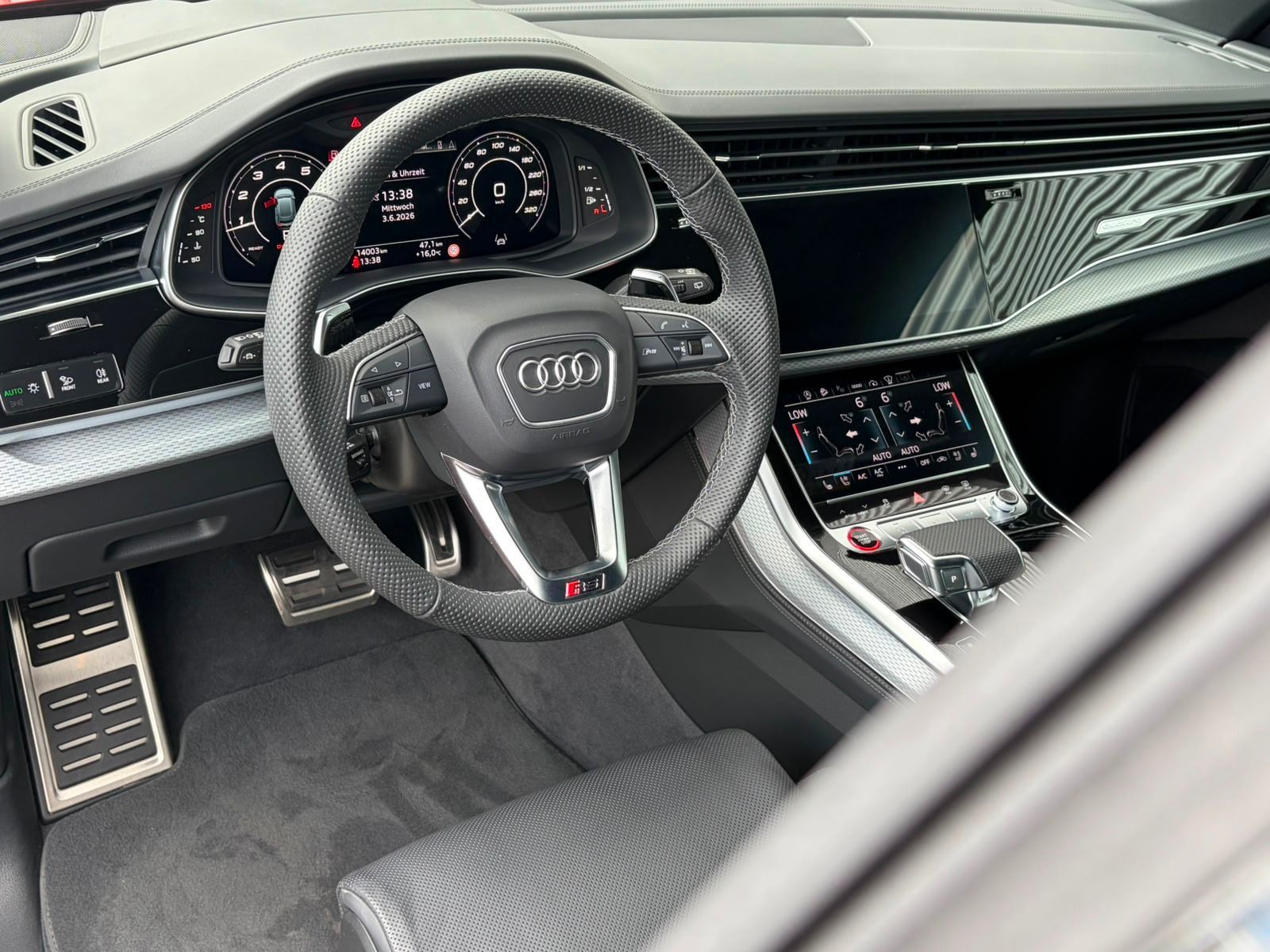 Audi RSQ8 - Bild 12