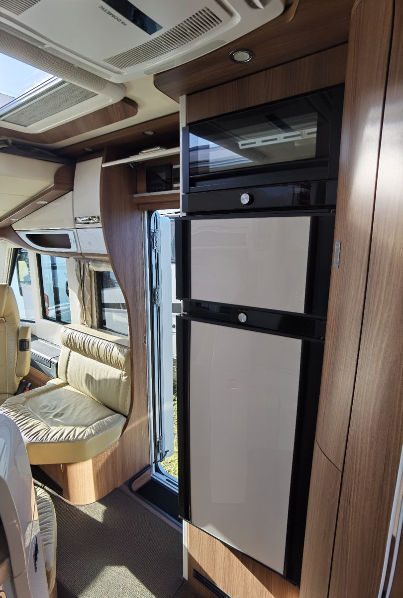 Fahrzeugabbildung Carthago Chic S-Plus I50 LE Längsbetten + Hubbett