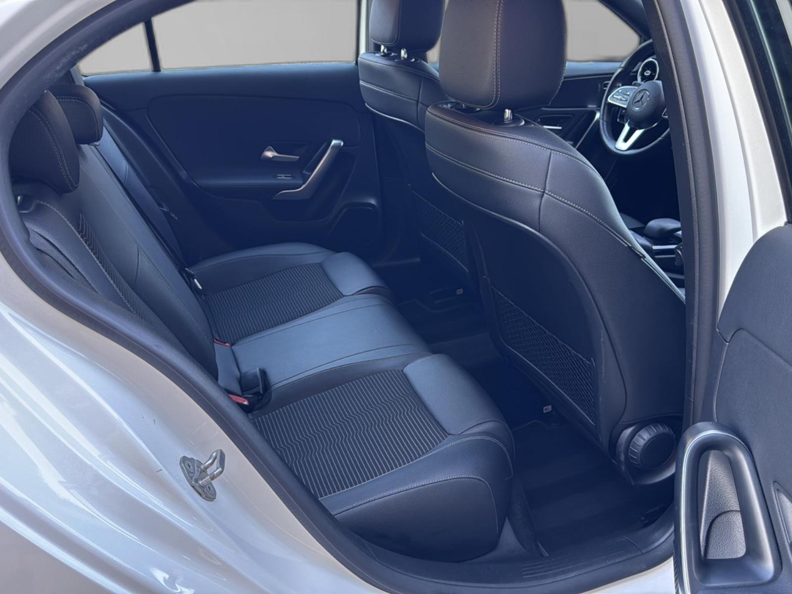 Mercedes-Benz A-Class Progressive Aut. *LED-MBUX-Navi*, миниатюра 16