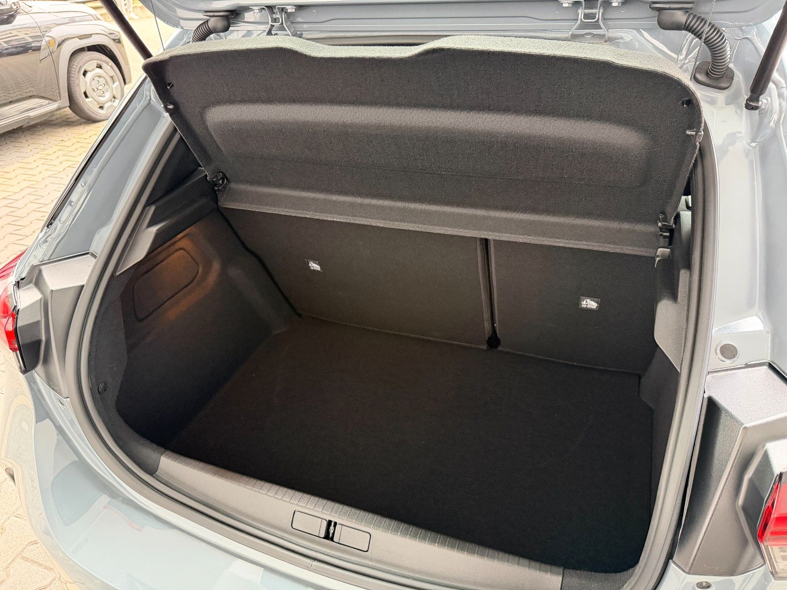 Fahrzeugabbildung Opel Corsa F GS 100PS Automatik/ACC/Kamera!