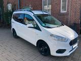 Ford Tourneo Courier 1.5 TDCi 74kW Titanium Titanium
