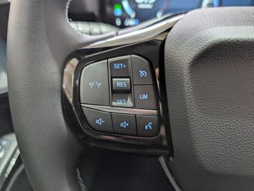 Ford Puma Titanium Automatik NEUES MODELL