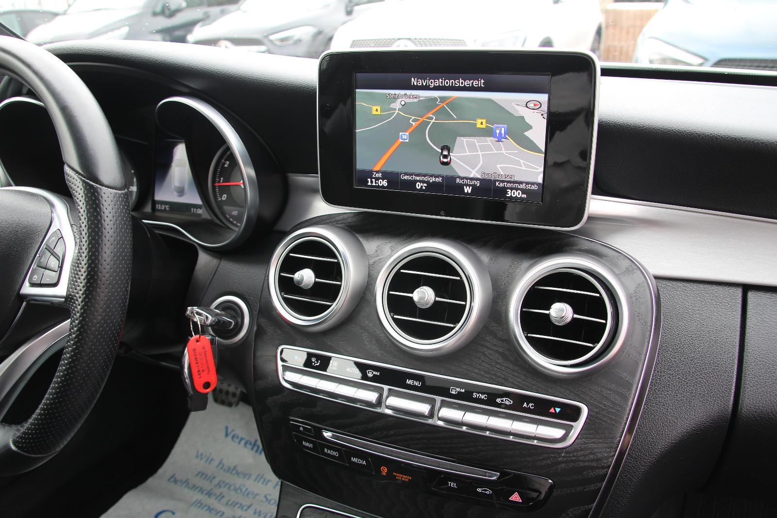 Mercedes-Benz C 180 Coupe AMG-Line*PANO*LED*NAVI*TEMPOMAT*