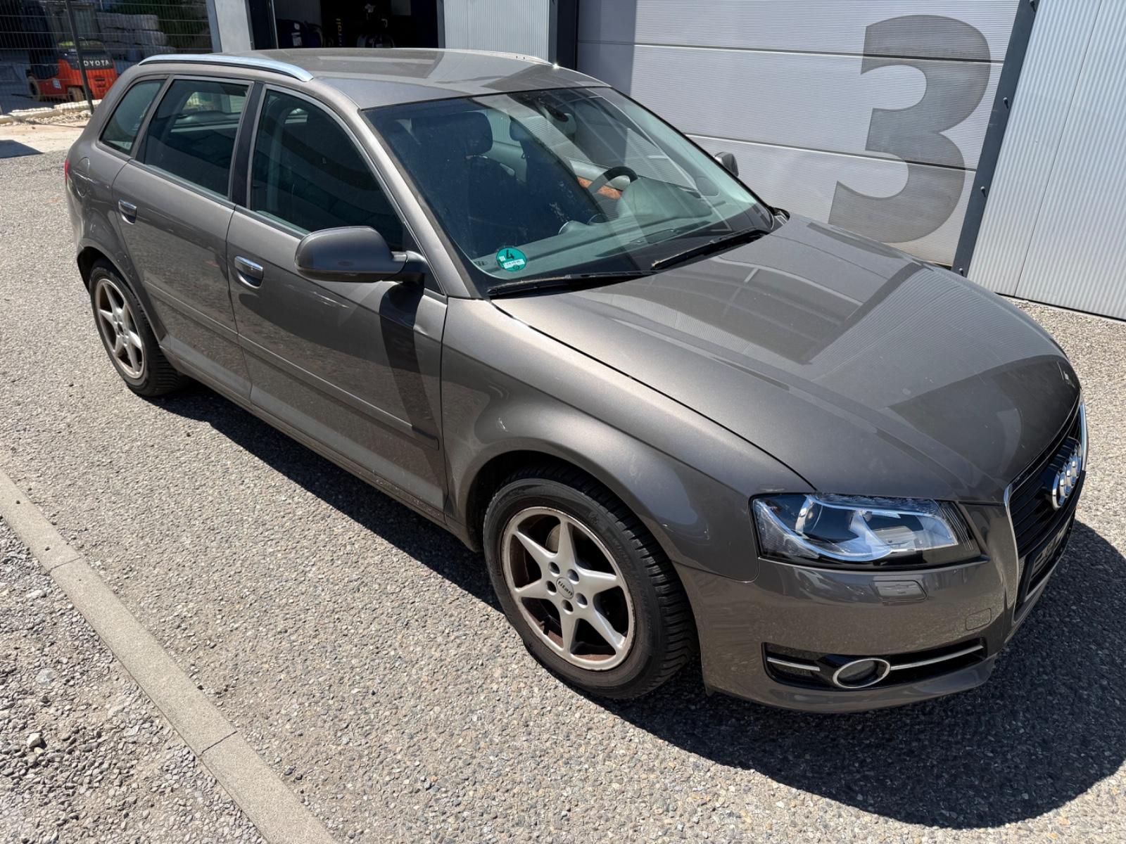 Audi A3 Sportback 2.0 TDI-140 ps!DSG!