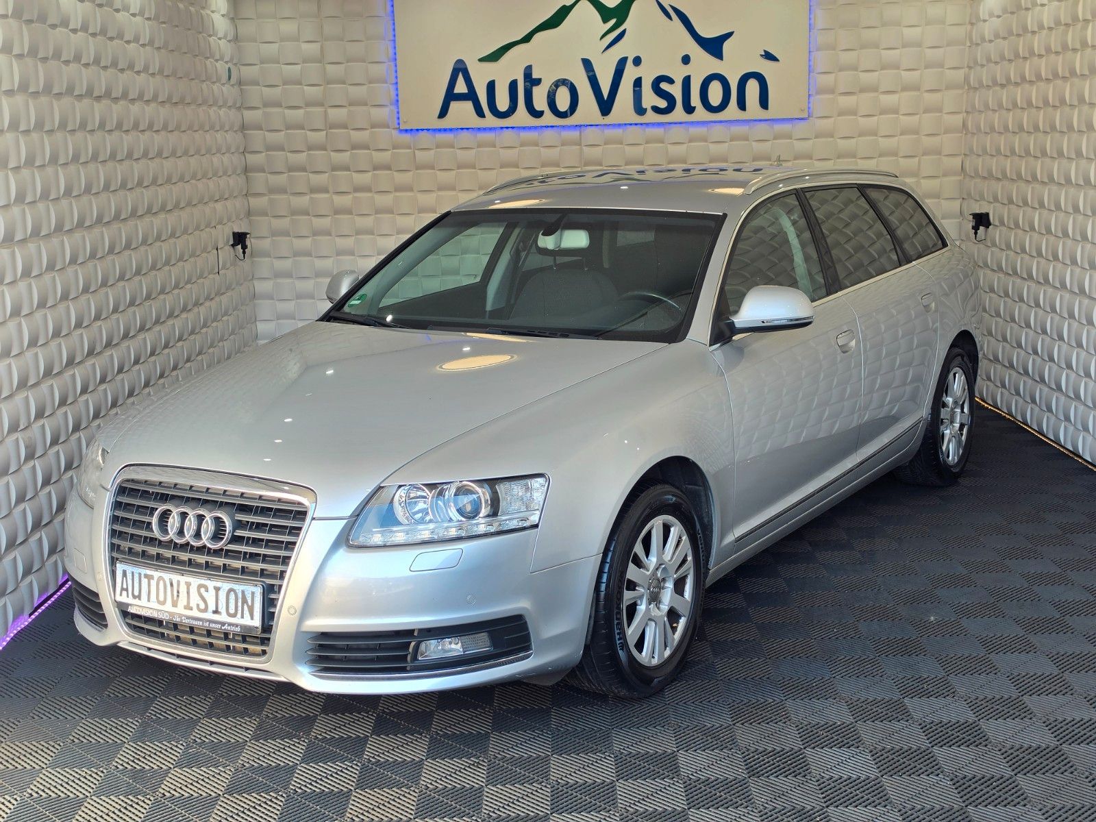 Audi A6 - 1