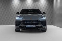 Urus 4.0 V8 SE GREY/BLACK ORANGE PANO B&amp;O