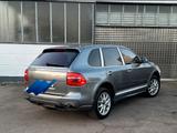 Porsche Cayenne Turbo Turbo - Porsche Cayenne aus 2003: Turbo
