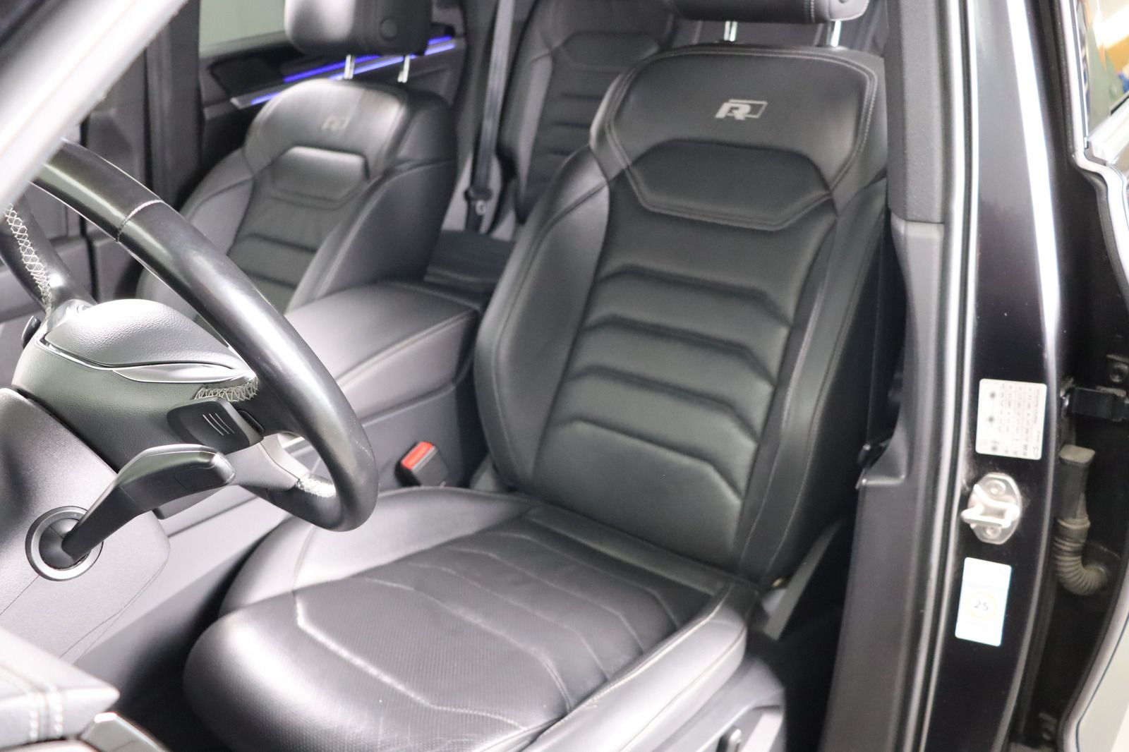 Fahrzeugabbildung Volkswagen Touareg * Standhzg./-lüftung * Memory * Matrix R