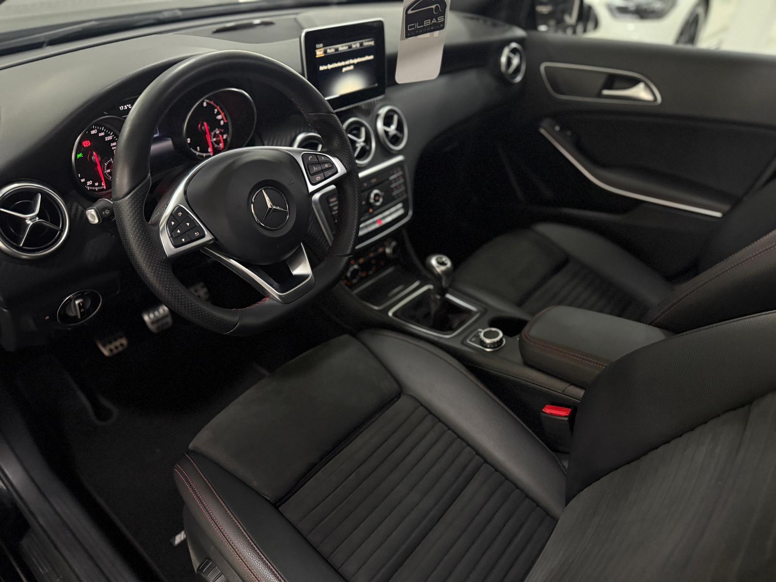 Mercedes-Benz A 180 BE AMG-LINE*PANORAMA*NIGHT*LED*SHZ*2.HAND*