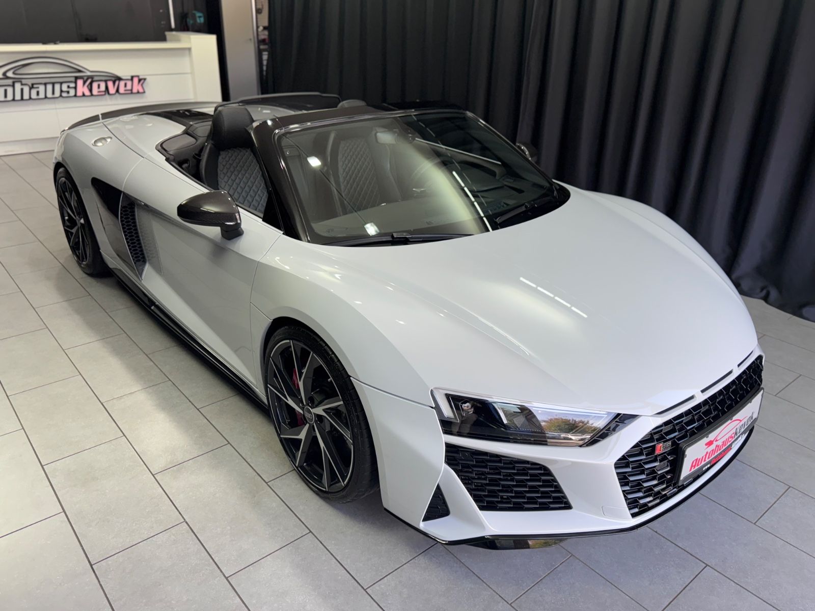 Fahrzeugabbildung Audi R8 Spyder 5.2 FSI quattro performance*CARBON*B/O