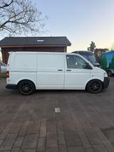 Volkswagen VW T5 Transporter - Volkswagen T5 Transporter