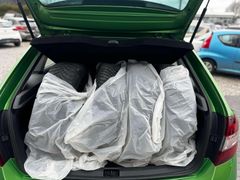 Fahrzeugabbildung Skoda Rapid/Spaceback Ambition Panorama BIXENON CARPLA