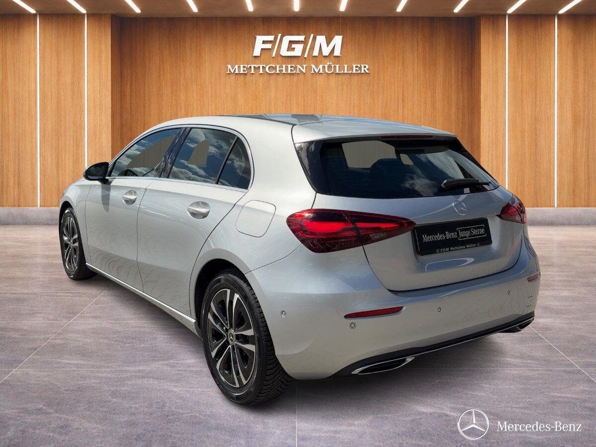 Mercedes-Benz A 200 Progressive NAVI LED RÜCKFAHRKAMERA PARTRO foto 2