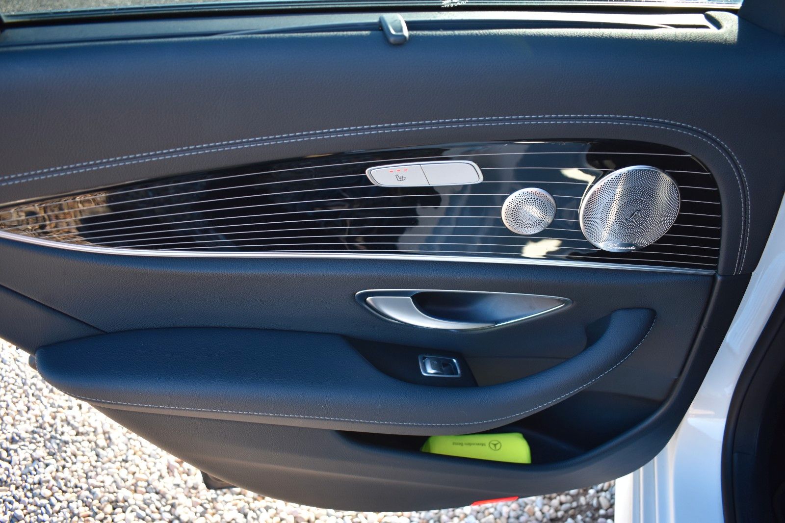 Fahrzeugabbildung Mercedes-Benz E 400d  Lim. 4Matic designo Multibeam AMG Line