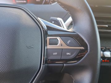 Peugeot 5008 Allure Pack 1.2 PureTech 130 360+Kam.+LED