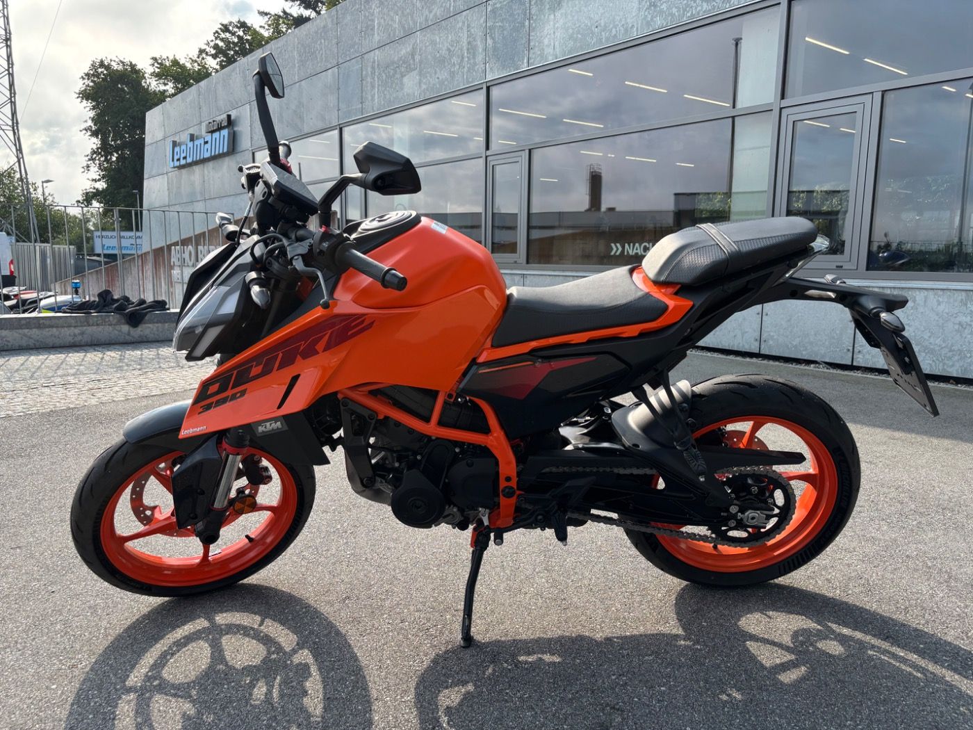 Fahrzeugabbildung KTM 390 Duke Modell 2025