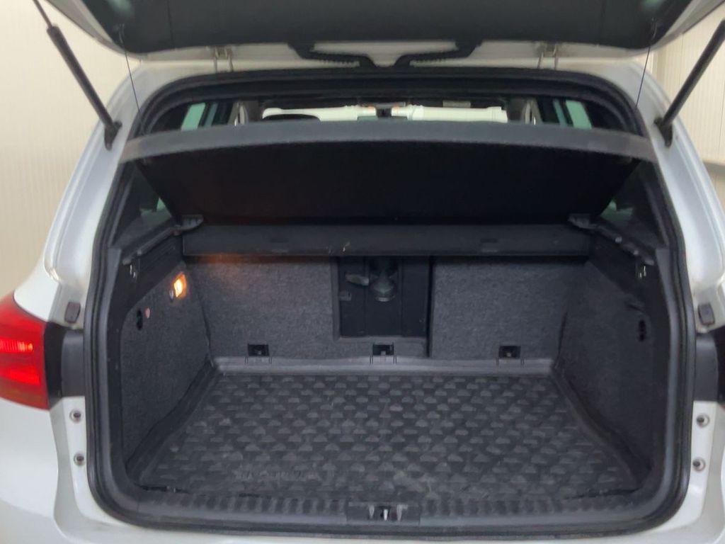 1.4 TSI DSG Bi-Xenon AHK KAMERA SHZ Tempo