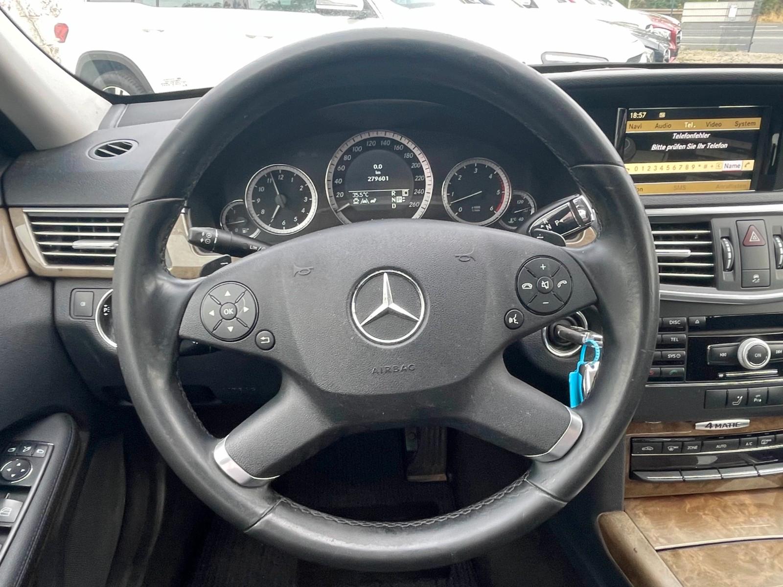 Mercedes-Benz E350 2010 — photo 23