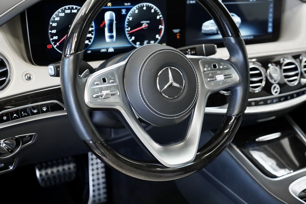 Mercedes Benz S 560