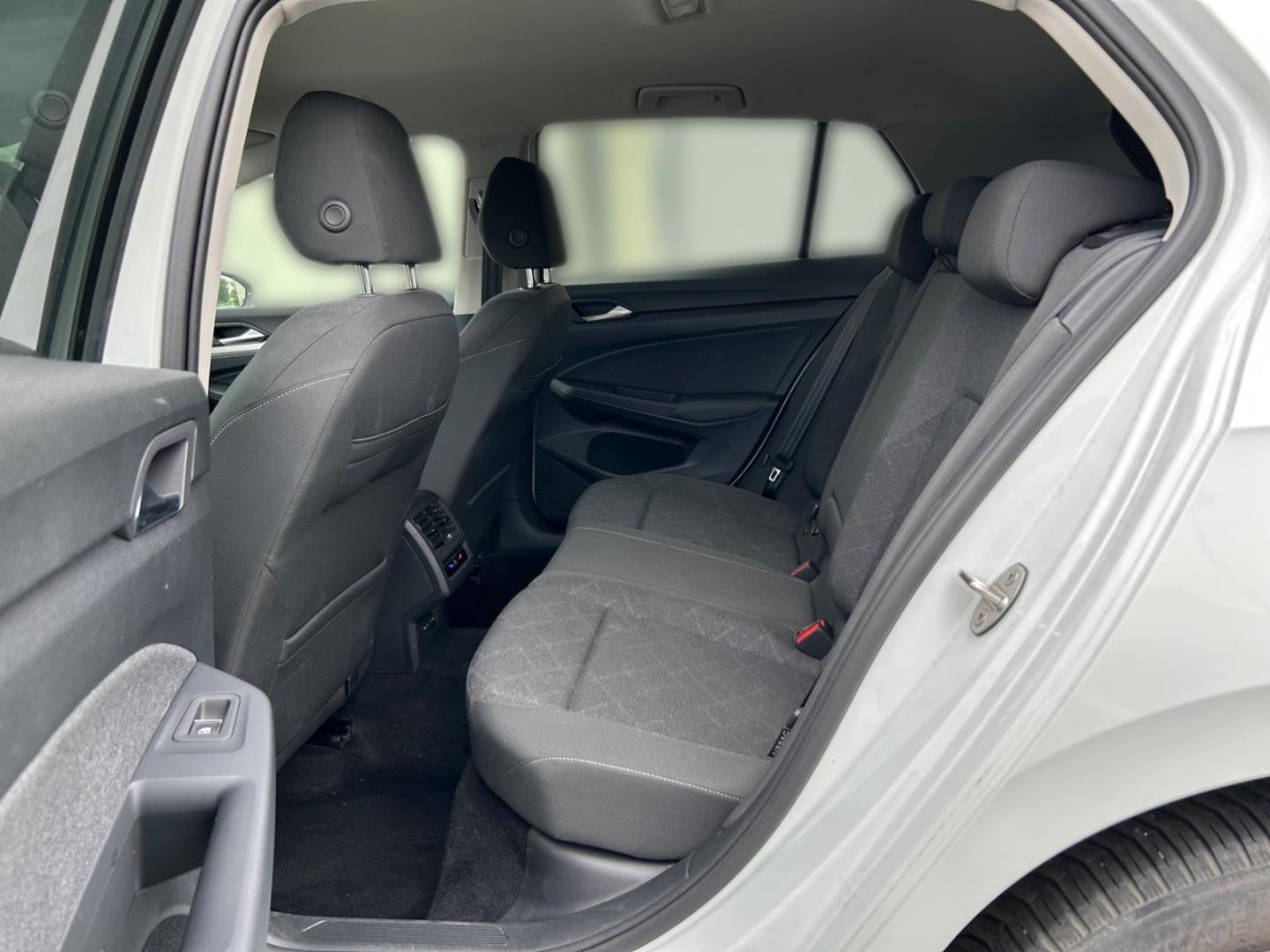 Volkswagen Golf VIII Life Navi Digitales Cockpit LED Sperrd, миниатюра 11