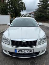 Skoda Octavia 1.6 TDI Elegance Combi Elegance