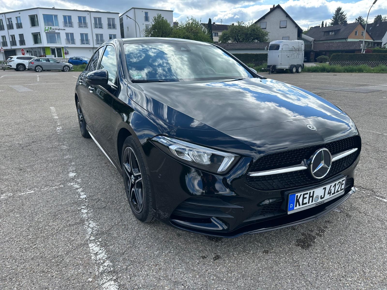 Mercedes-Benz A 250 e DCT Progressive