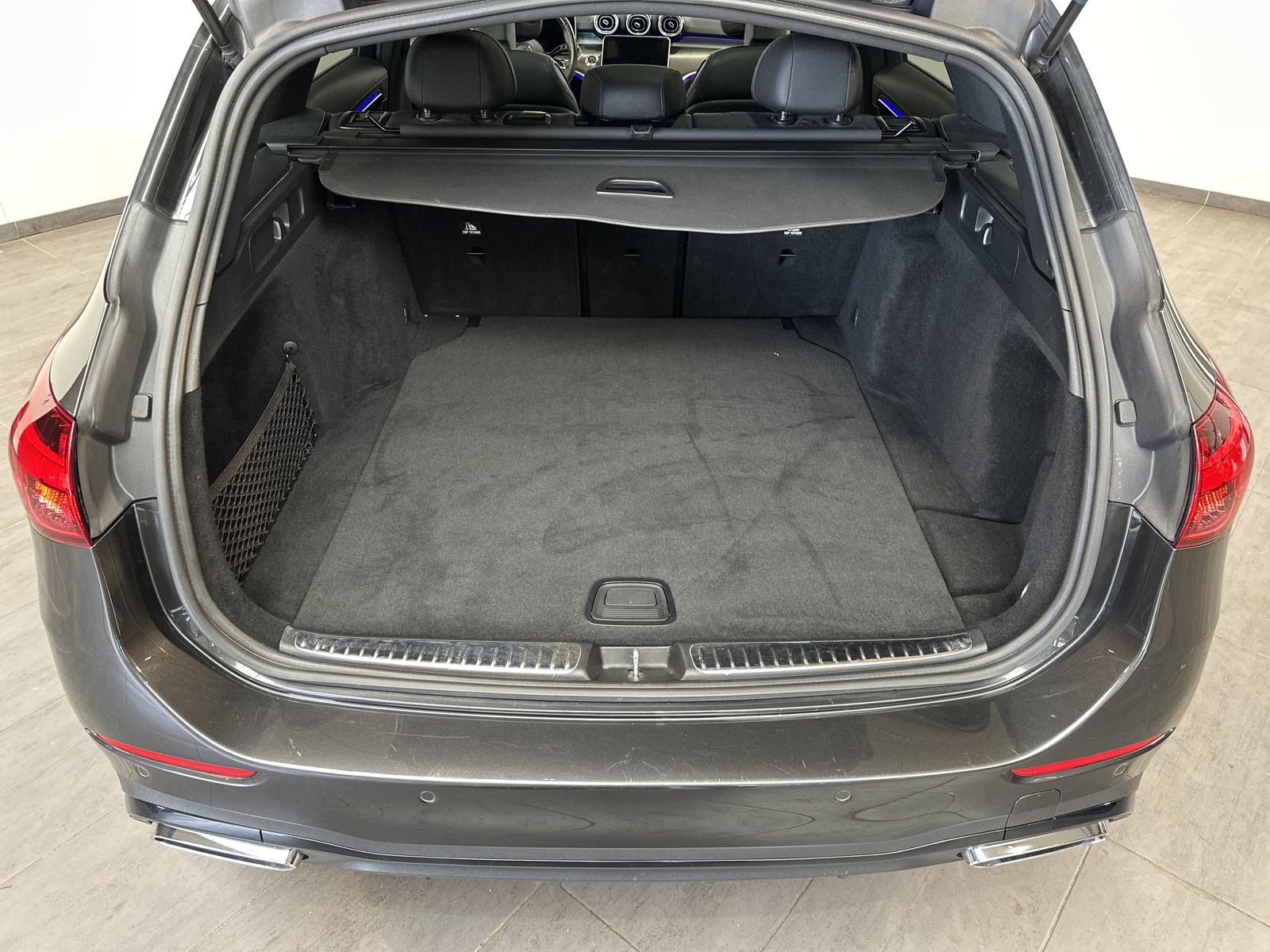 Fahrzeugabbildung Mercedes-Benz C 300d T AMG Line NAV+LED+HUD+PANORAMA+ACC+AHK