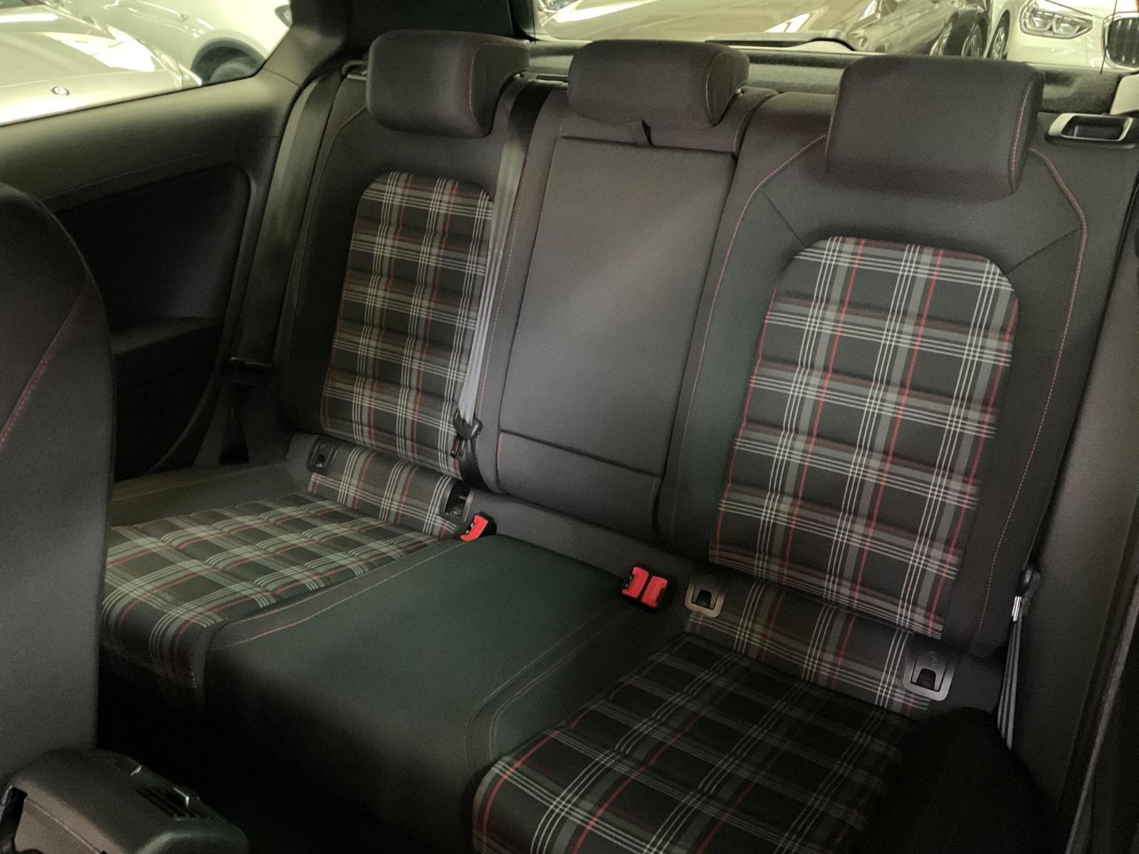 Volkswagen Golf VII GTI Performance, Diff.,Led,Navi,DYNAUD