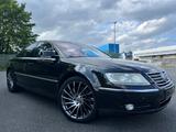 Volkswagen Phaeton 4.2 V8 4MOTION Tiptronic 5-Sitzer St... - Volkswagen Phaeton mit Benzin-Antrieb: Limousine, 4.2