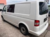 Volkswagen T5 Transporter Kombi lang - VW T5 Transporter Gebrauchtwagen in Leipzig