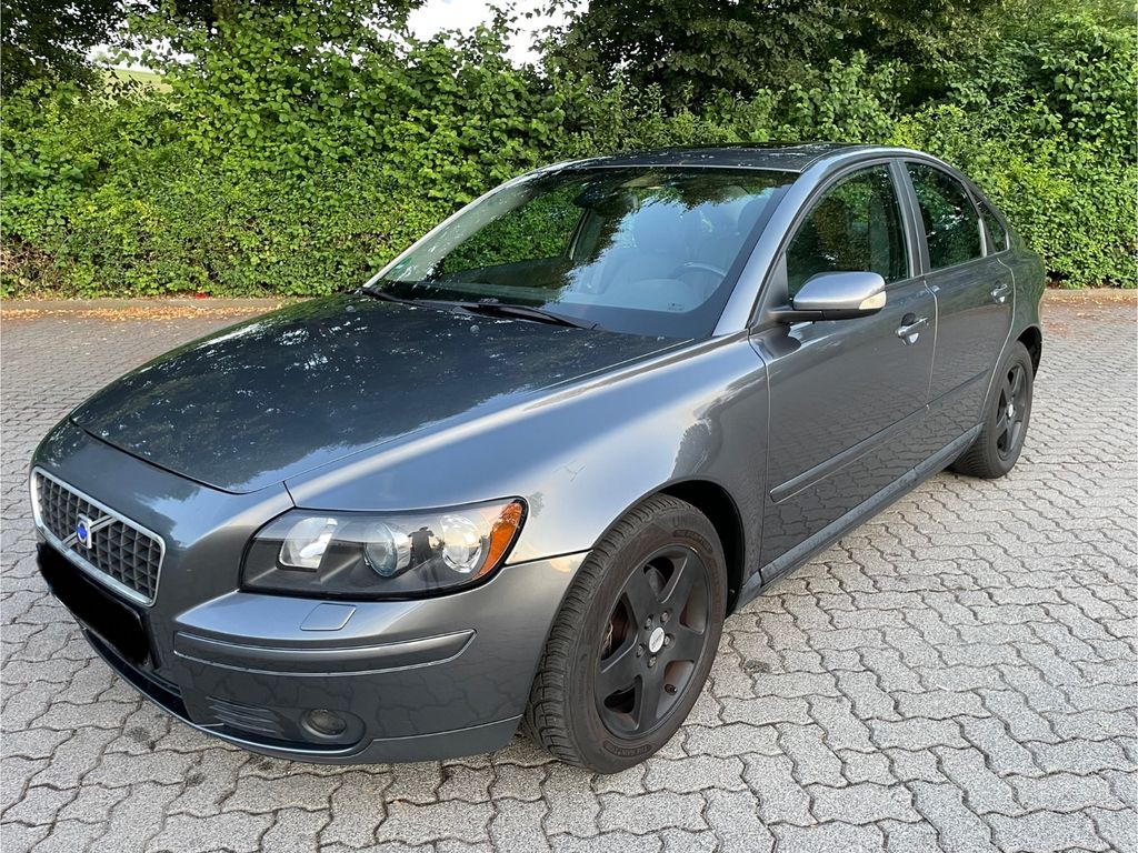 Volvo S40